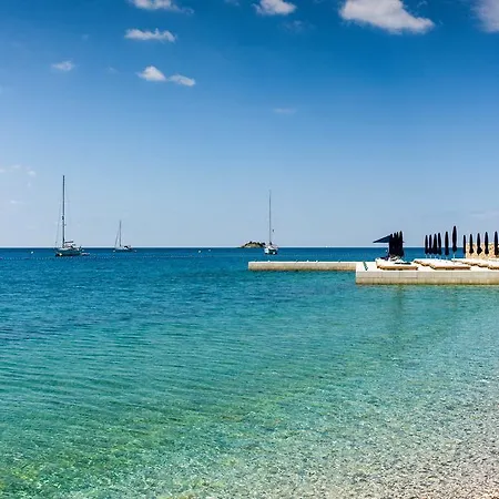 Luxury Apartment Lella Rovinj Exterior photo