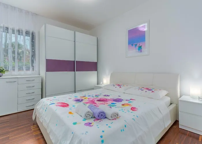 Luxury Apartment Lella